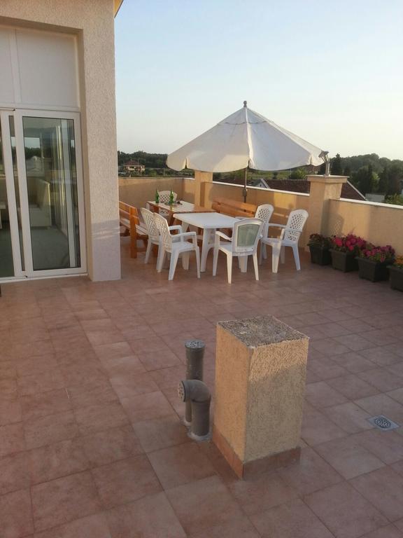 Apartments In Amor Ulcinj Buitenkant foto