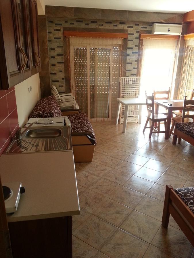 Apartments In Amor Ulcinj Buitenkant foto