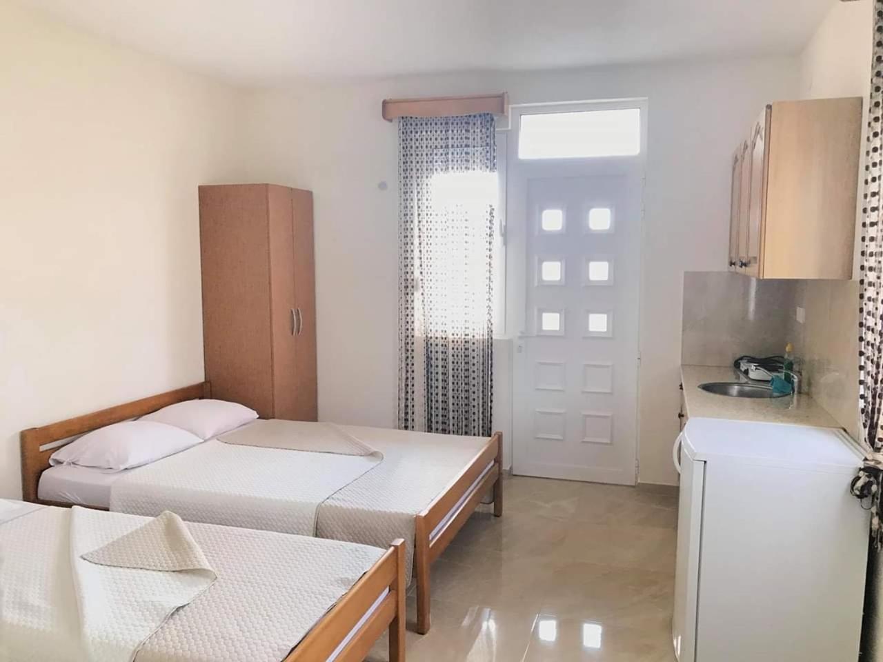 Apartments In Amor Ulcinj Buitenkant foto