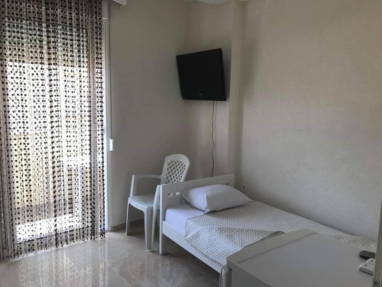 Apartments In Amor Ulcinj Buitenkant foto